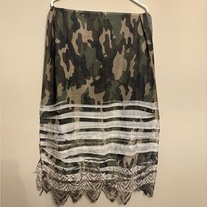 Camouflage Lace Trim Scarf